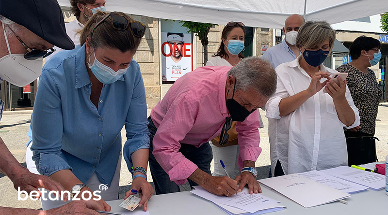 El PP de Betanzos recoge más de un centenar de firmas en contra de los indultos